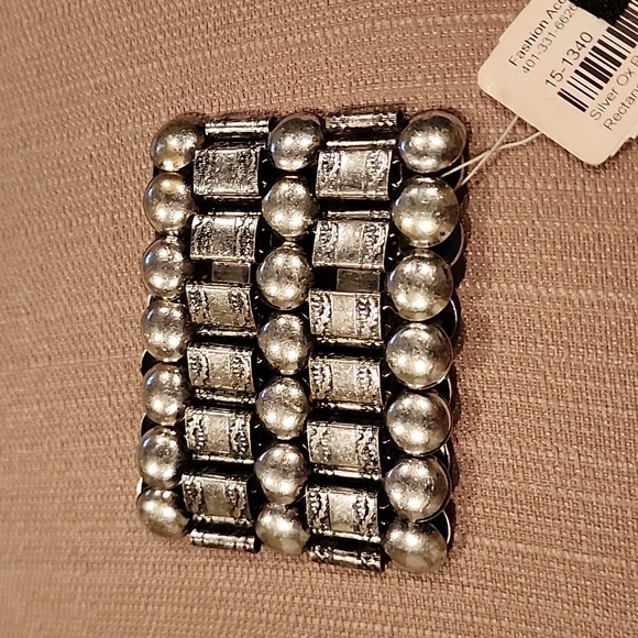 New Fashion Accents Antique Silver-Tone Bracelet - Picture 5 of 9